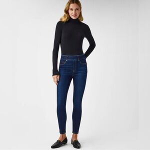 Spanx #20342Q ankle skinny jean Denim Pull On Slim